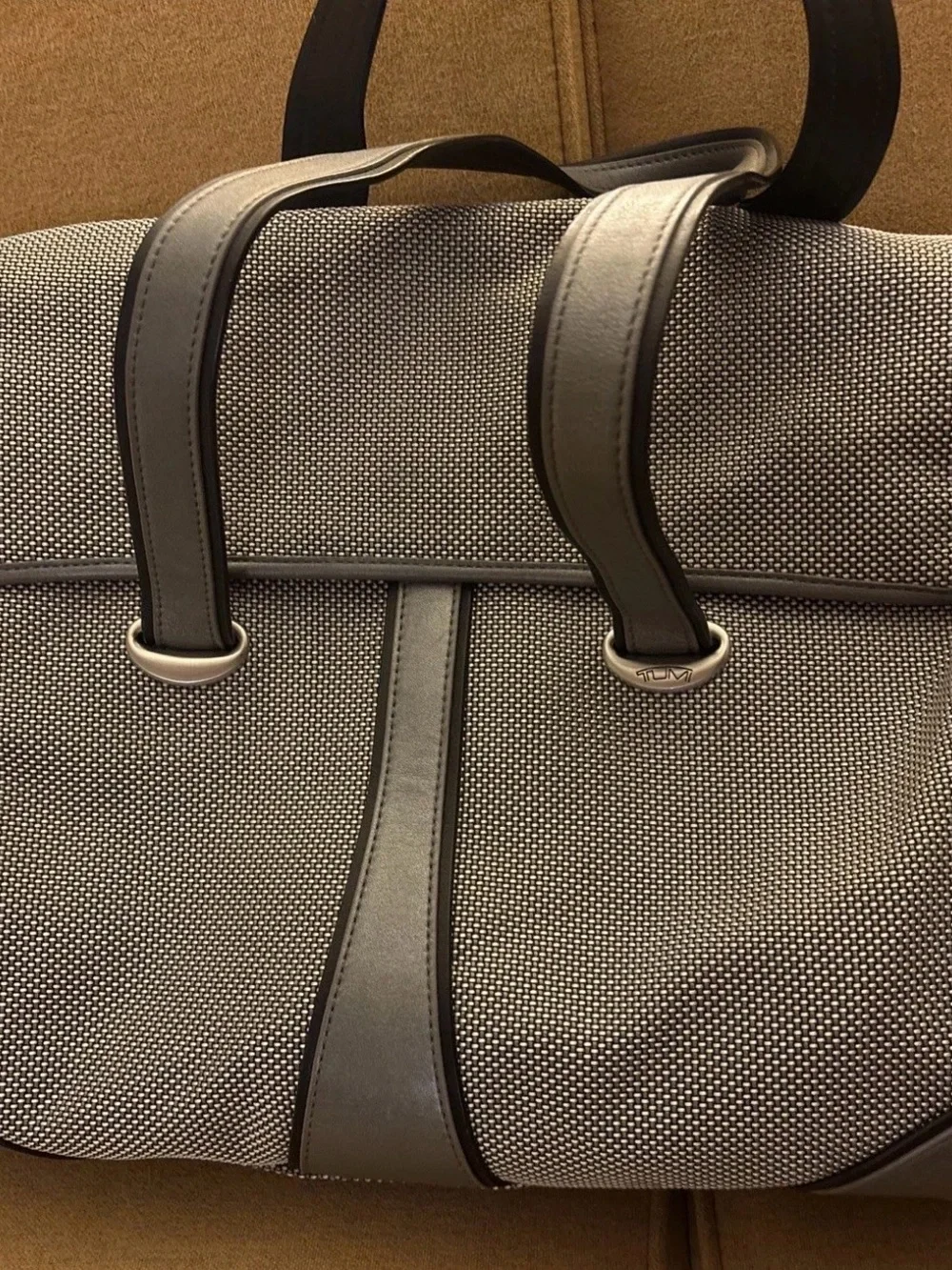 Tumi Grey Shoulder Strap Laptop Carrying Messenger Bag Briefcase & Coin Purse ID